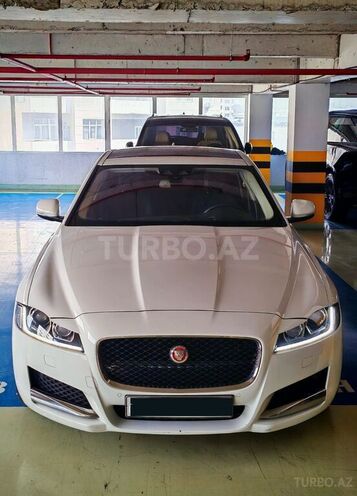 Jaguar XF-3