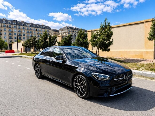 Mercedes E 300 de-2