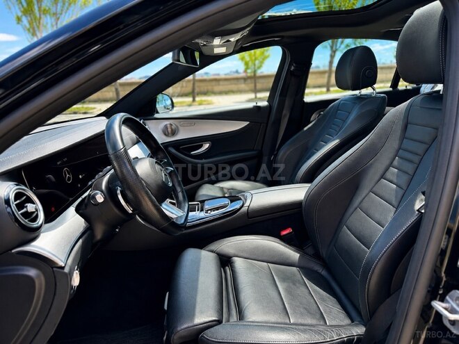 Mercedes E 300 de-15