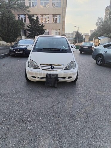Mercedes A 160-1