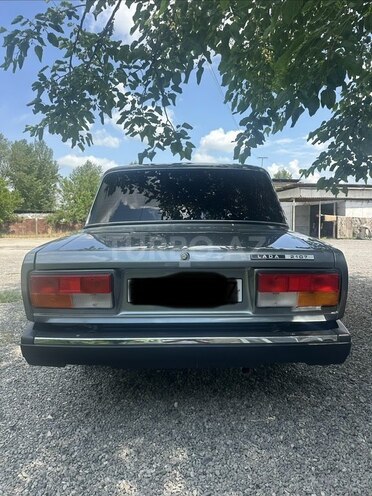 LADA (VAZ) 2107-4
