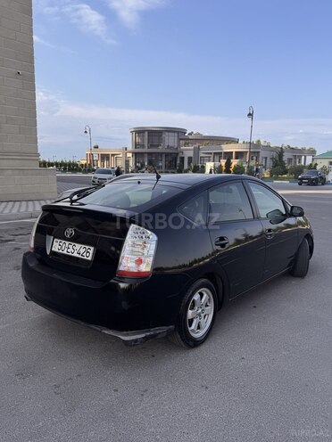 Toyota Prius-5