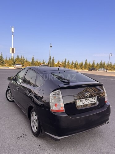 Toyota Prius-7