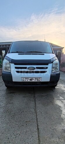 Ford Transit-1