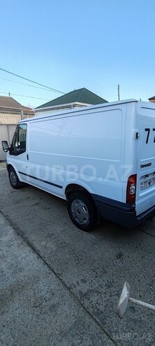 Ford Transit-4