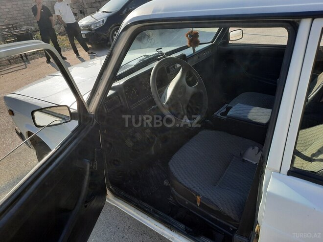 LADA (VAZ) 2107-8