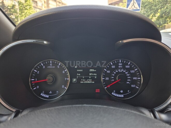 Kia Forte-10