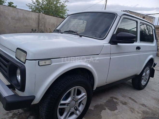 LADA (VAZ) Niva-6
