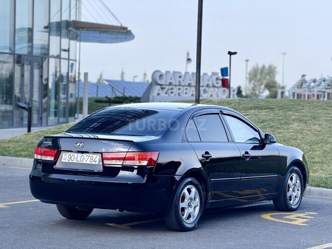 Hyundai Sonata-6