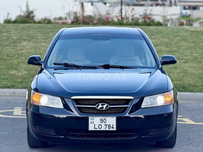 Hyundai Sonata-1