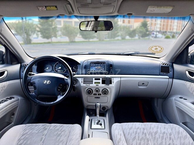 Hyundai Sonata-11