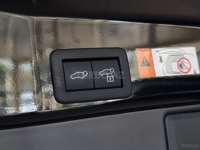 Toyota RAV4-26