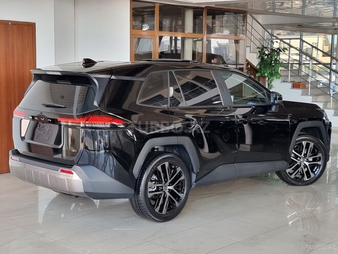 Toyota RAV4-8
