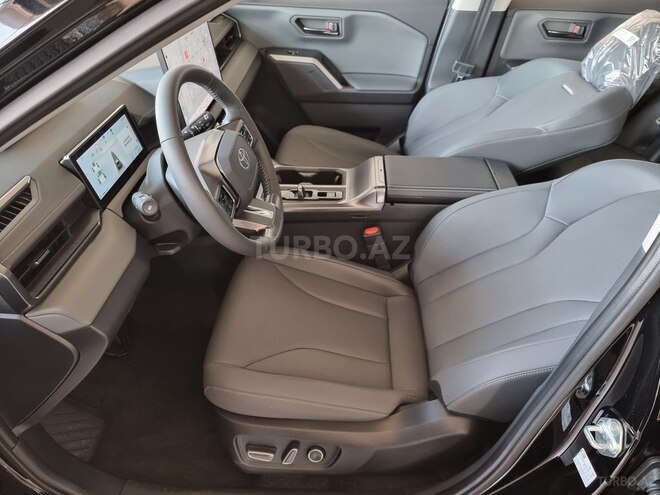 Toyota RAV4-15