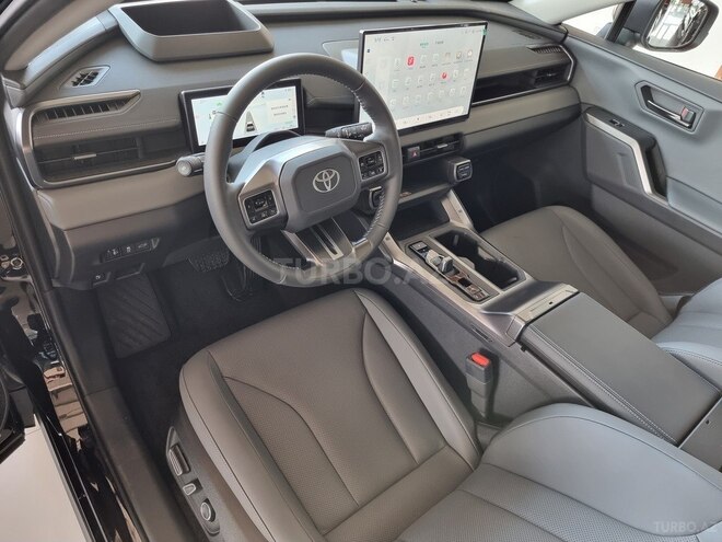 Toyota RAV4-13