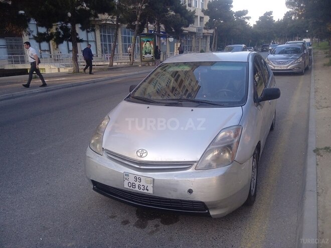Toyota Prius-1