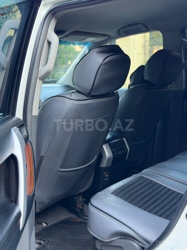 Toyota Land Cruiser Prado-6
