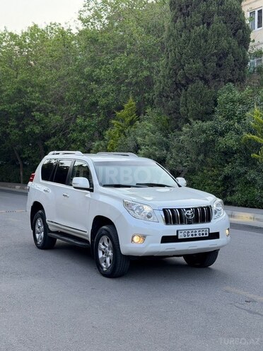 Toyota Land Cruiser Prado-8