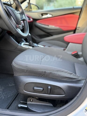 Chevrolet Cruze-11