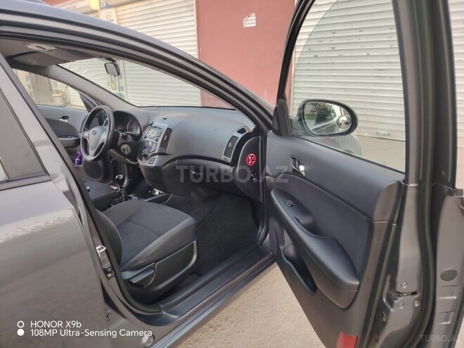 Hyundai i30-10