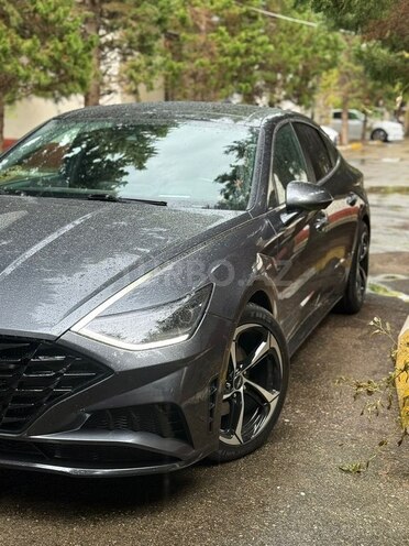 Hyundai Sonata-2