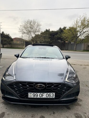Hyundai Sonata-14