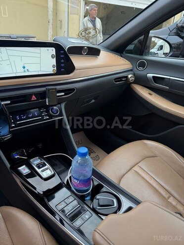 Hyundai Sonata-20