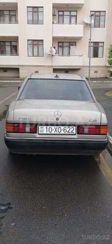 Mercedes 190-7