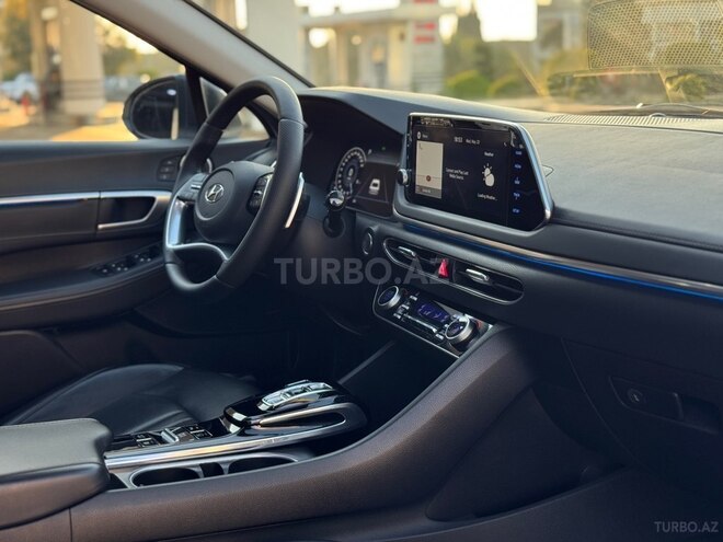 Hyundai Sonata-21