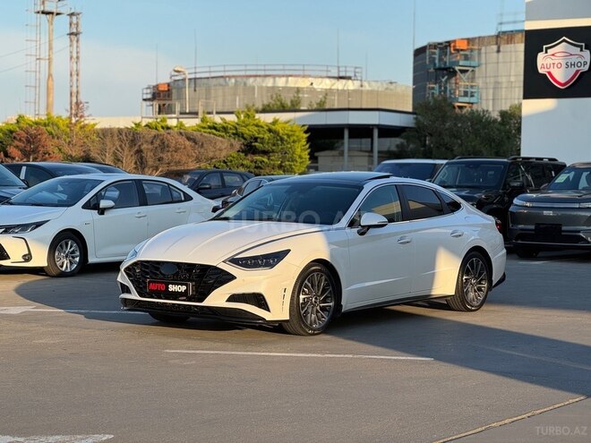 Hyundai Sonata-16