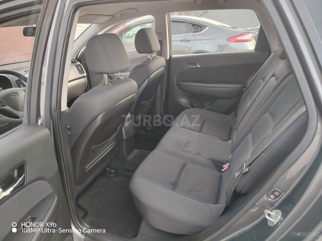 Hyundai i30-11