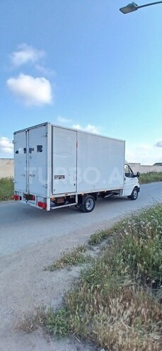 Ford Transit-8