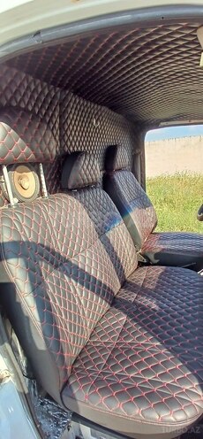 Ford Transit-14