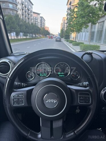 Jeep Wrangler-9
