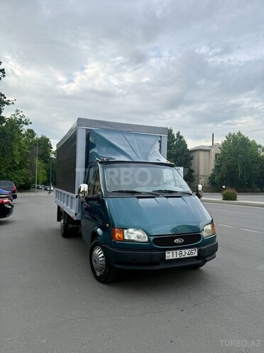 Ford Transit-1
