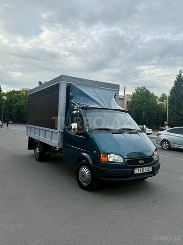 Ford Transit-21