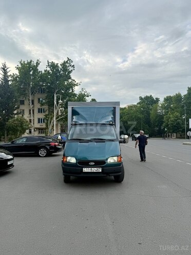Ford Transit-2