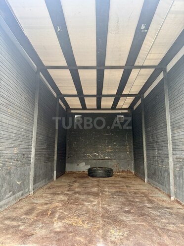 Ford Transit-9