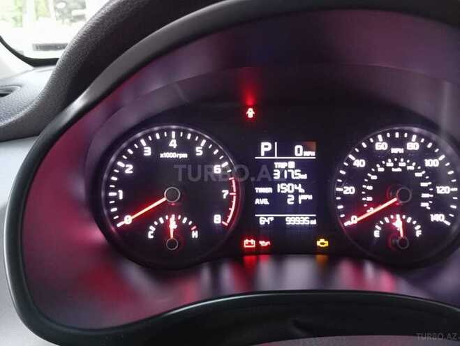 Kia Rio-11