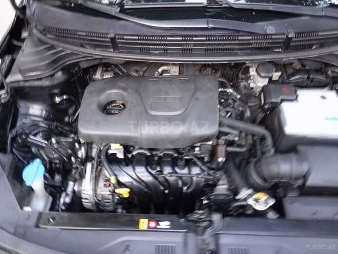 Kia Rio-13