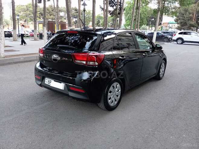 Kia Rio-9