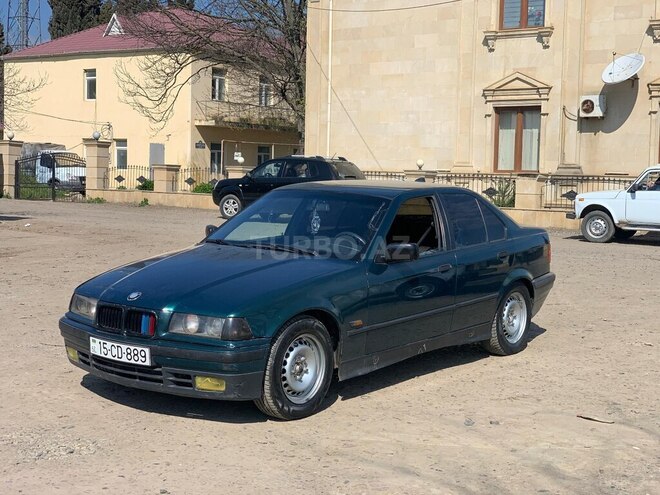 BMW 318-5