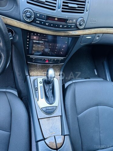 Mercedes E 320-5