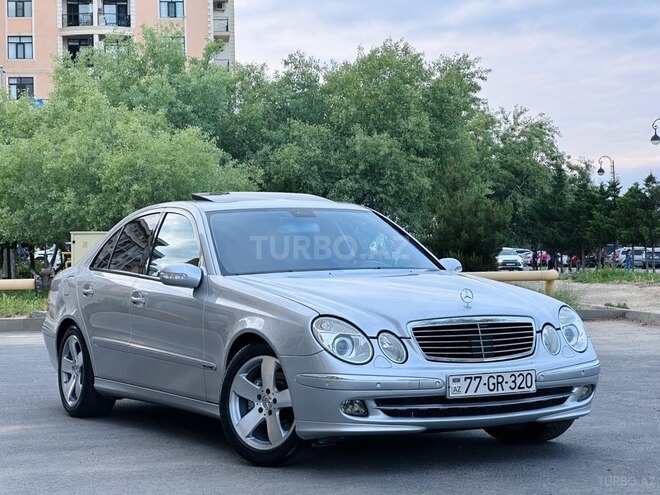 Mercedes E 320-2