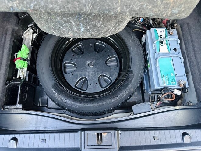 Mercedes E 320-8