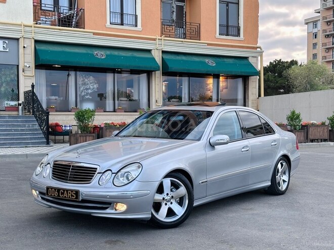 Mercedes E 320-18