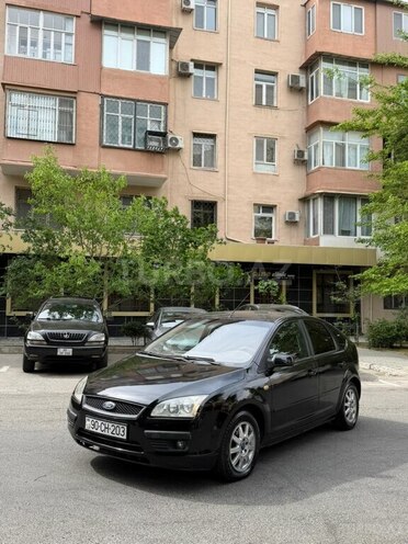 Ford Focus-2
