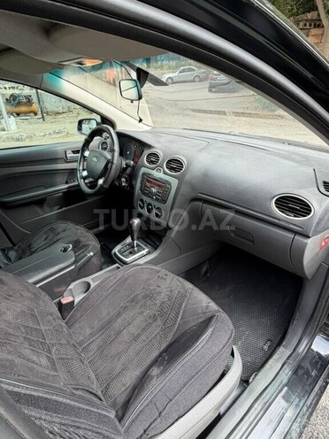 Ford Focus-8