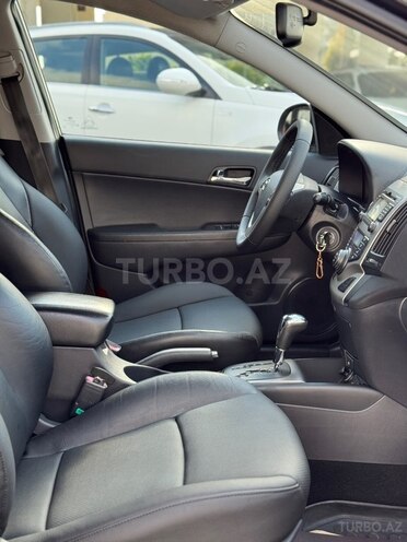 Hyundai i30-23