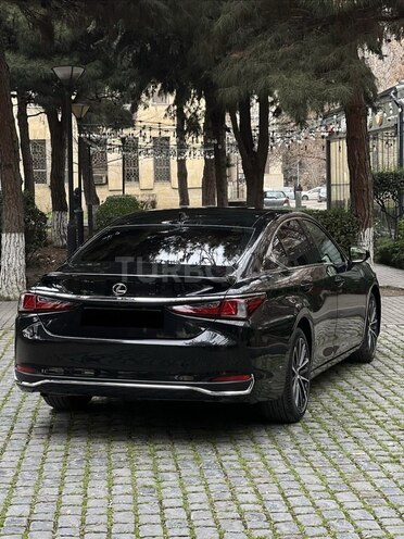 Lexus ES 300h-7